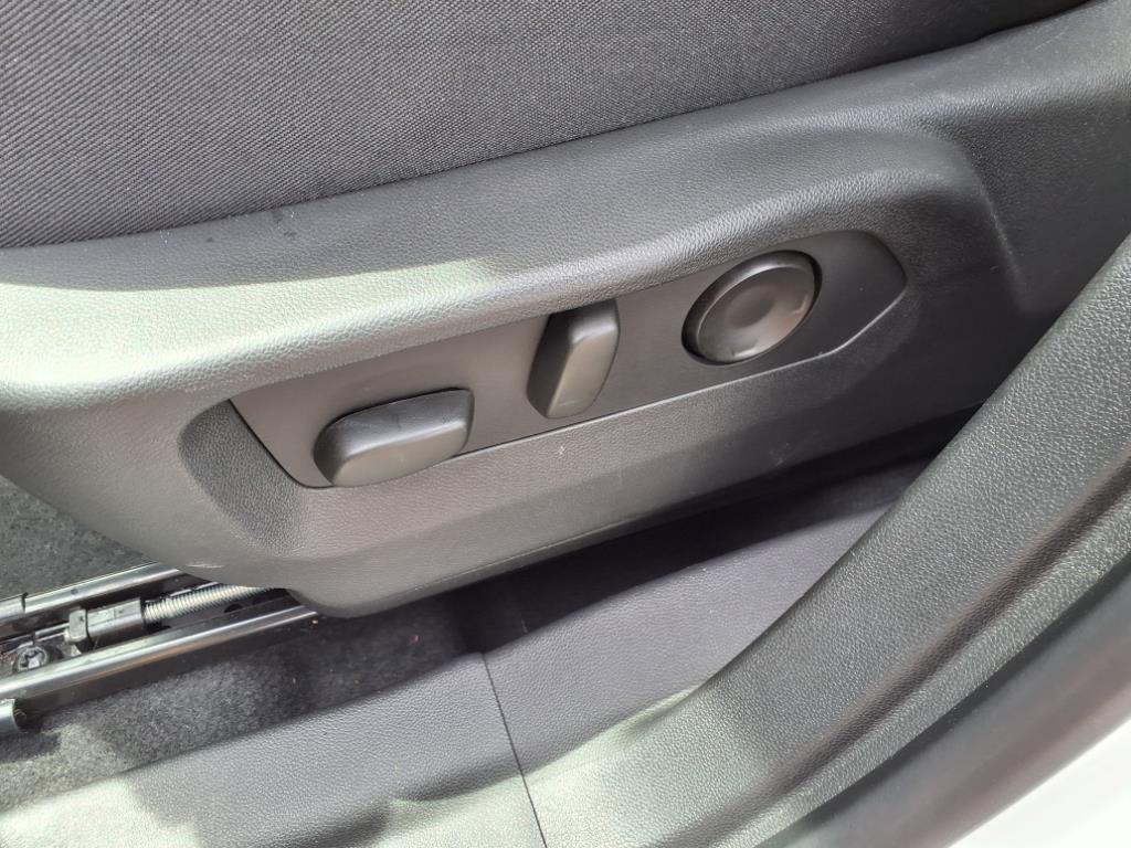 used 2024 Buick Envision car, priced at $26,999