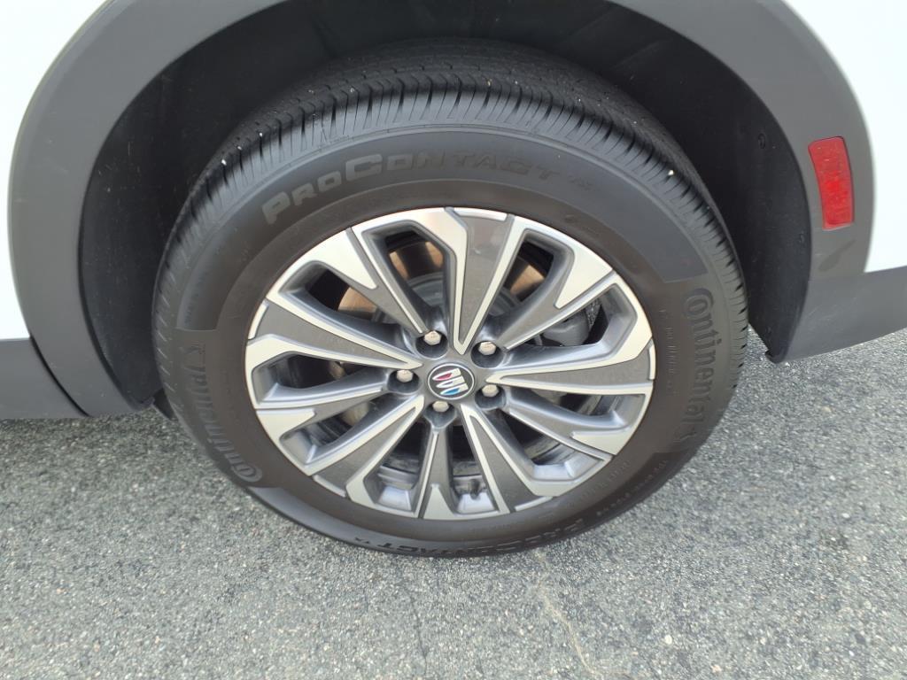 used 2024 Buick Envision car, priced at $26,999