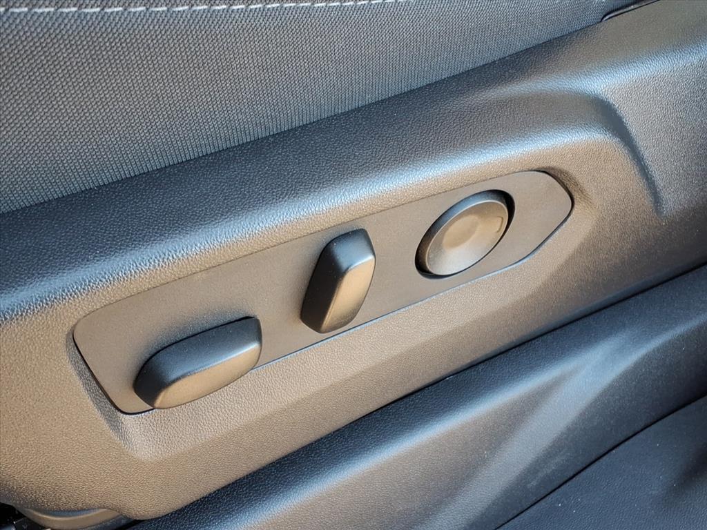 new 2025 Chevrolet Silverado 1500 car, priced at $46,500