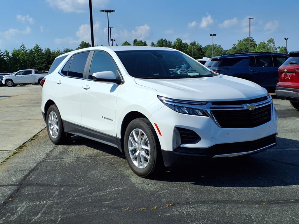 used 2024 Chevrolet Equinox car, priced at $24,436