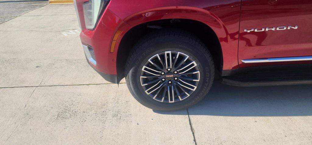 used 2025 GMC Yukon car, priced at $71,626