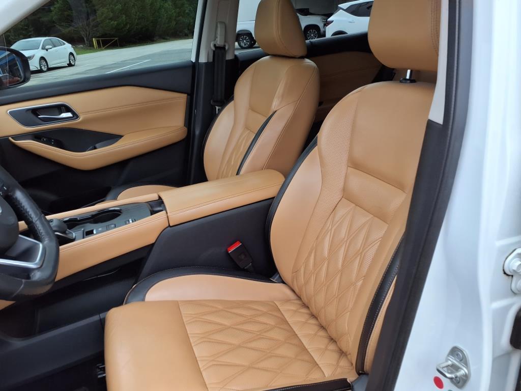 used 2021 Nissan Rogue car, priced at $23,999