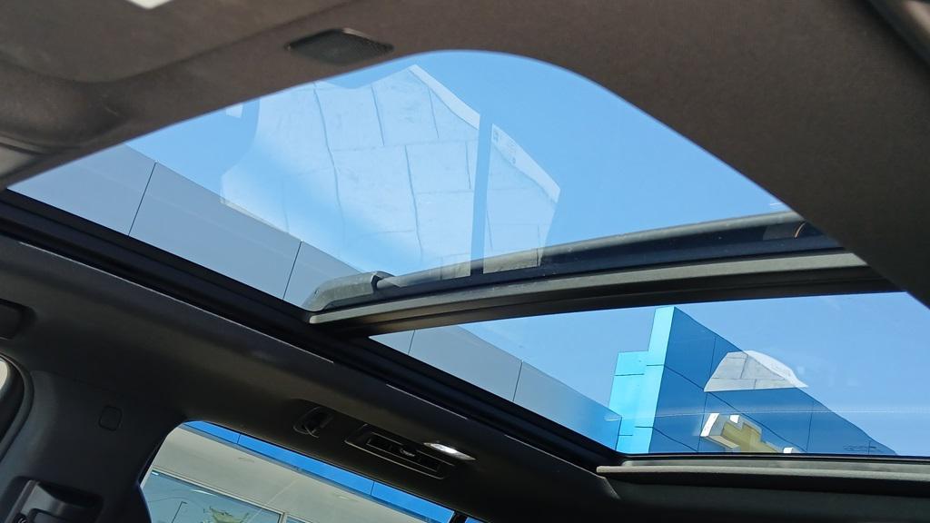 used 2023 GMC Yukon car, priced at $58,999