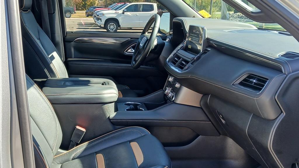 used 2023 GMC Yukon car, priced at $58,999