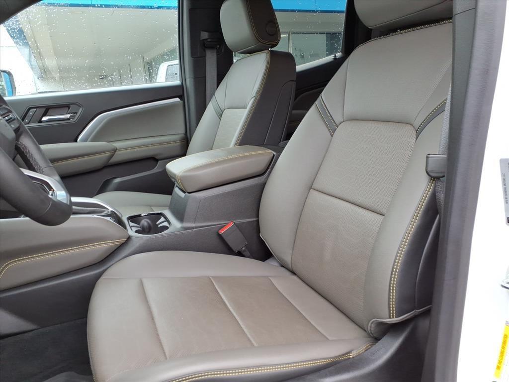 used 2024 Chevrolet Colorado car, priced at $48,900