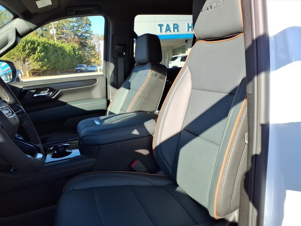 new 2025 GMC Yukon car, priced at $74,794