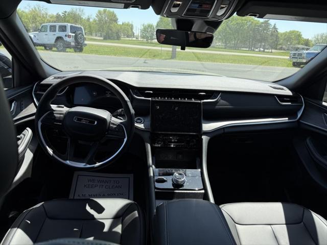new 2025 Jeep Grand Cherokee L car, priced at $46,877
