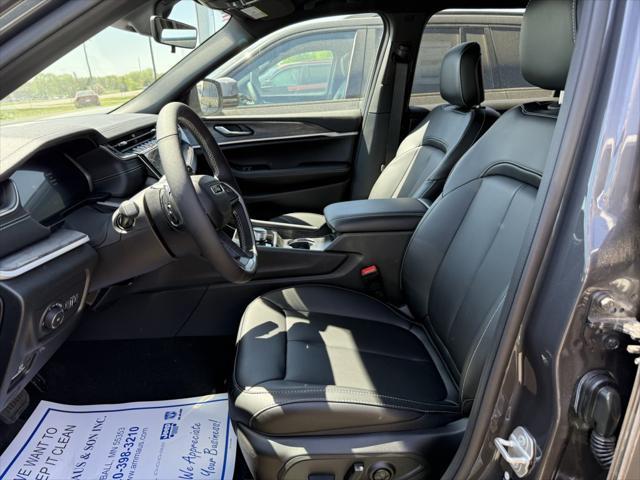 new 2025 Jeep Grand Cherokee L car, priced at $46,877