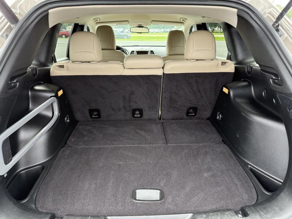 used 2018 Jeep Cherokee car, priced at $16,990