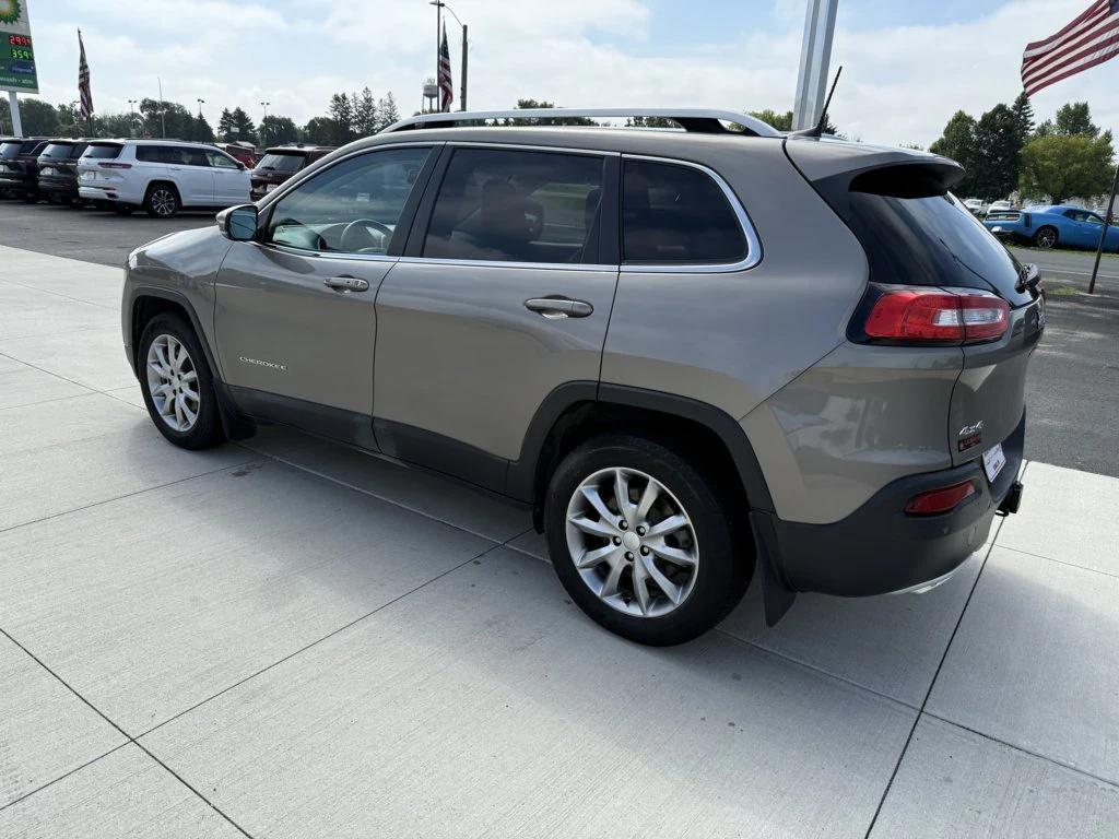 used 2018 Jeep Cherokee car, priced at $16,990