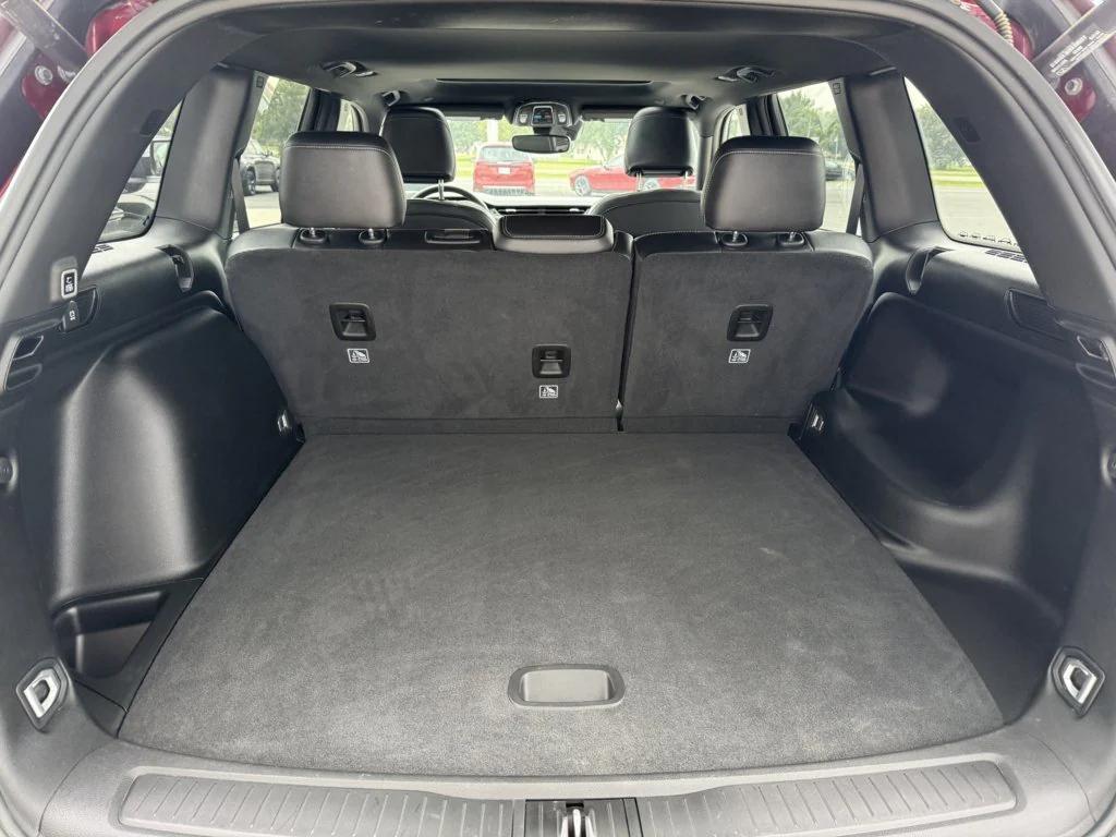 used 2024 Jeep Grand Cherokee car, priced at $37,990