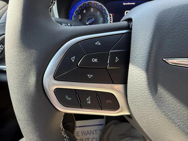 new 2025 Chrysler Pacifica car, priced at $42,020