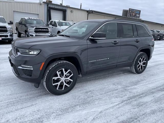 new 2025 Jeep Grand Cherokee car, priced at $44,939