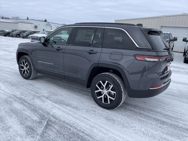 new 2025 Jeep Grand Cherokee car, priced at $44,939