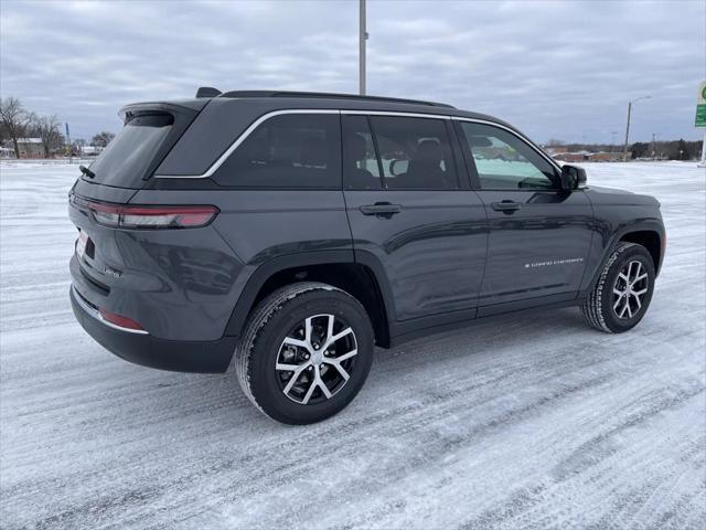 new 2025 Jeep Grand Cherokee car, priced at $44,939