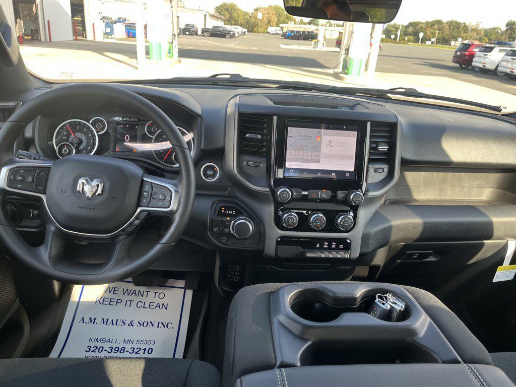 new 2025 Ram 1500 car, priced at $44,712