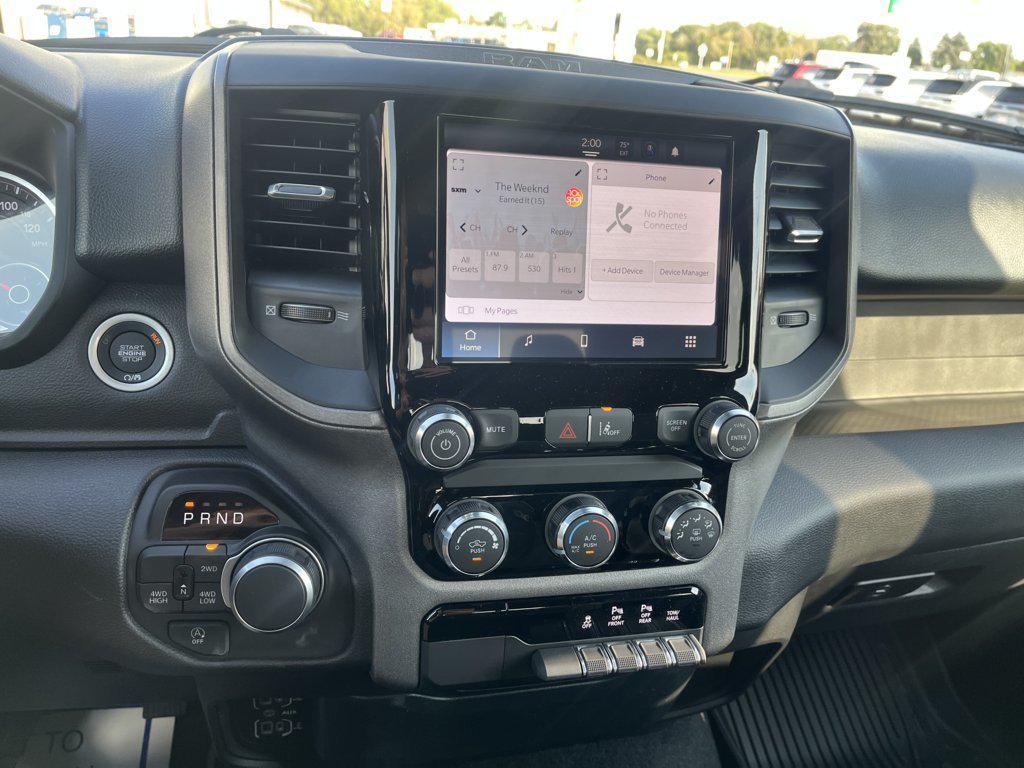 new 2025 Ram 1500 car, priced at $44,712