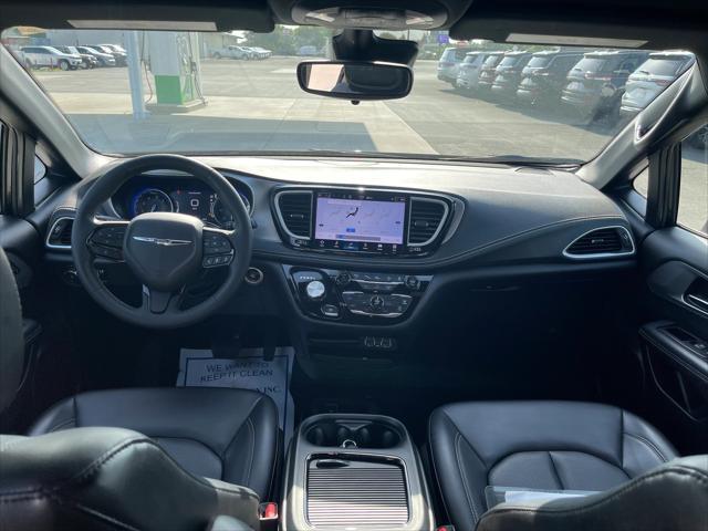 used 2023 Chrysler Pacifica car, priced at $27,990
