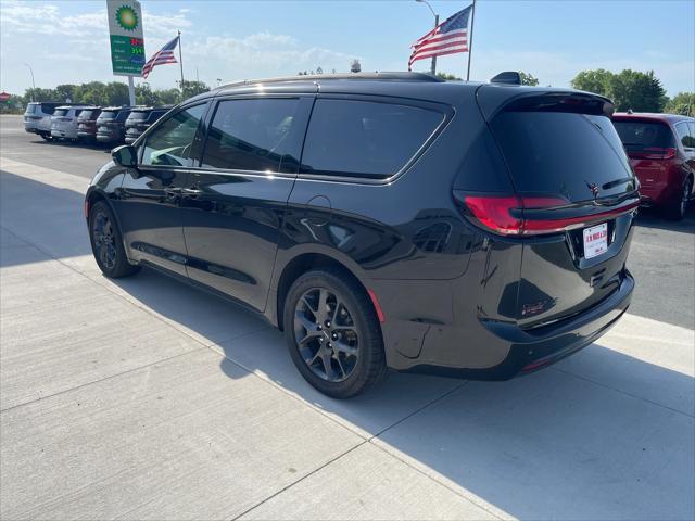 used 2023 Chrysler Pacifica car, priced at $27,990