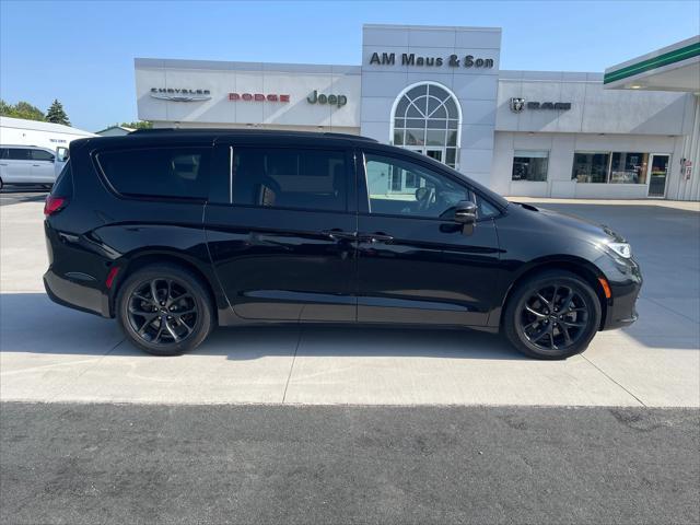 used 2023 Chrysler Pacifica car, priced at $27,990