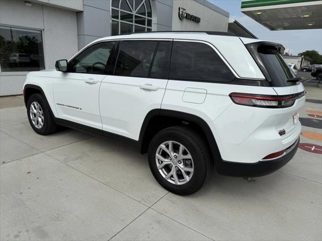 used 2022 Jeep Grand Cherokee car, priced at $29,990