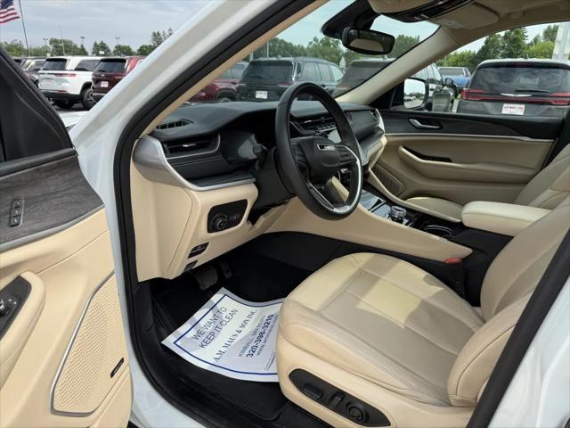 used 2022 Jeep Grand Cherokee car, priced at $29,990
