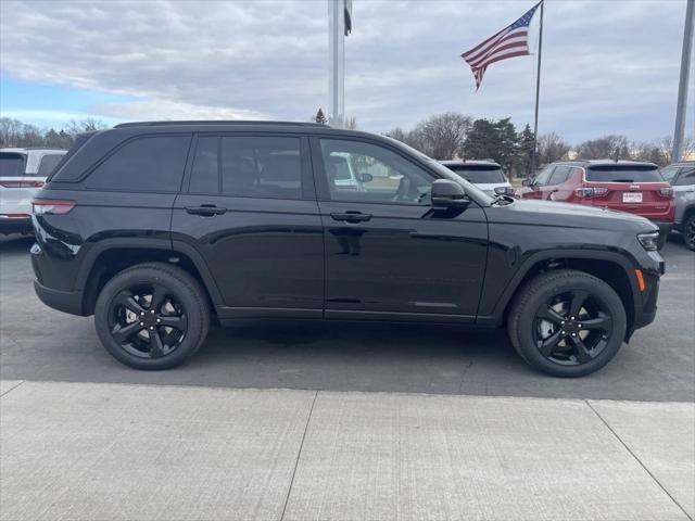 new 2025 Jeep Grand Cherokee car, priced at $49,154