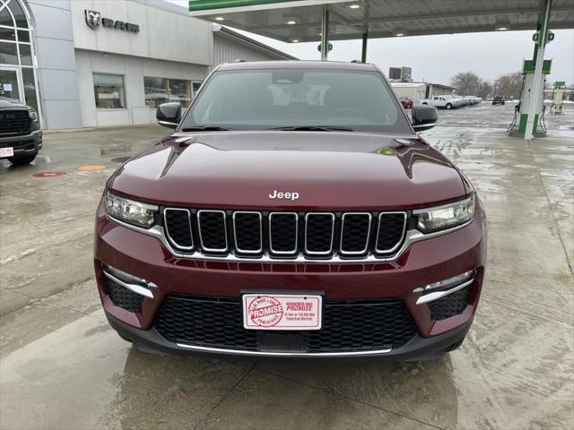 new 2025 Jeep Grand Cherokee car, priced at $43,939