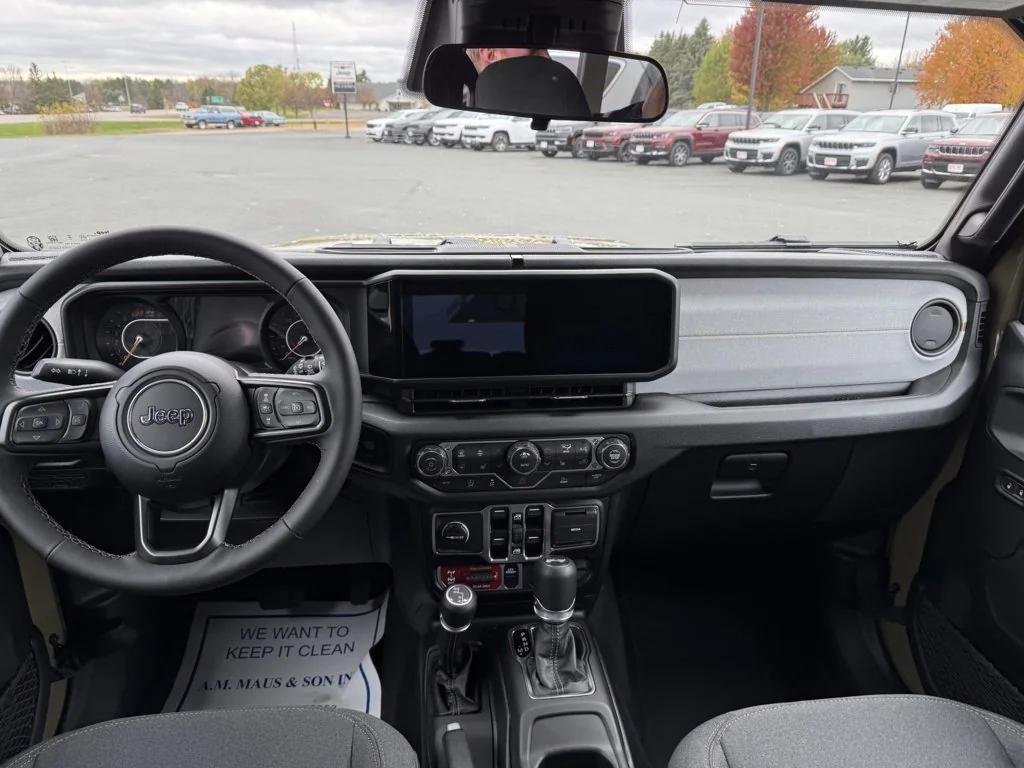 new 2026 Jeep Wrangler car, priced at $53,678