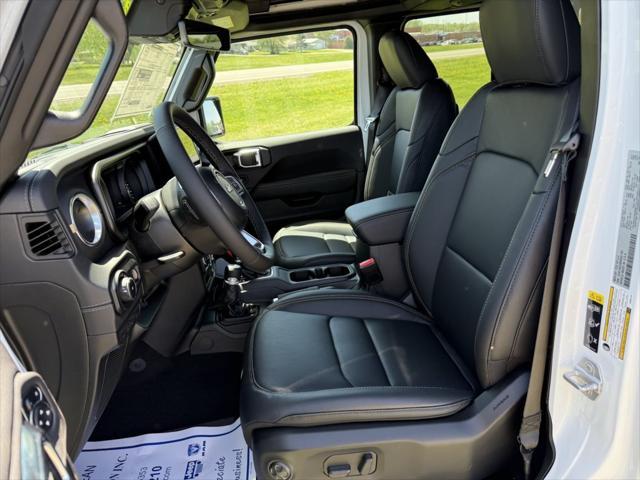 new 2025 Jeep Wrangler car, priced at $56,634