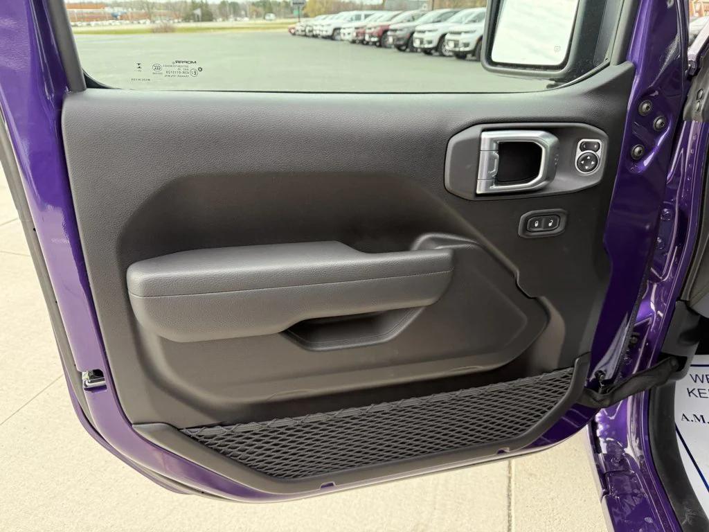 new 2026 Jeep Gladiator car, priced at $50,582