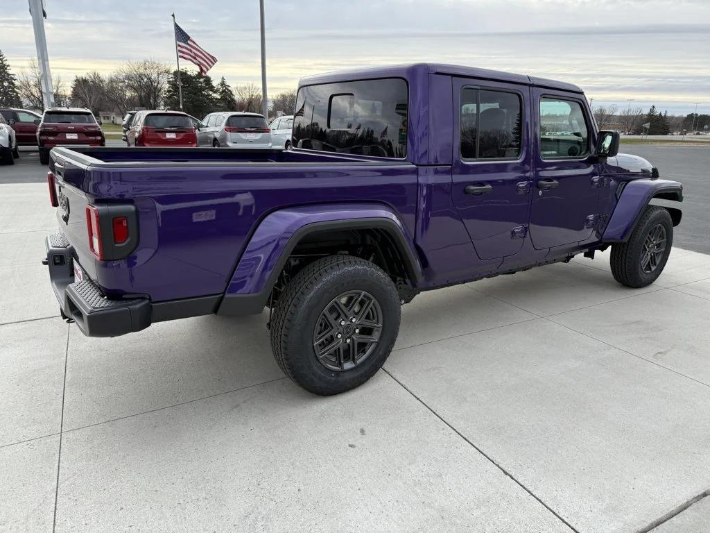 new 2026 Jeep Gladiator car, priced at $50,582