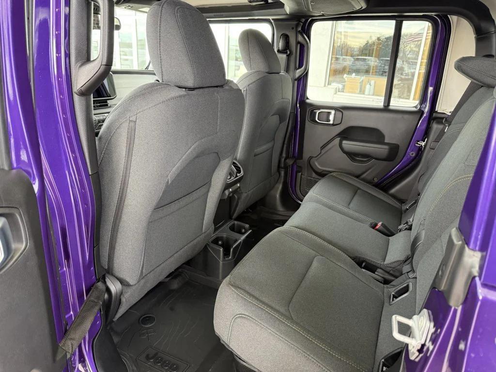 new 2026 Jeep Gladiator car, priced at $50,582