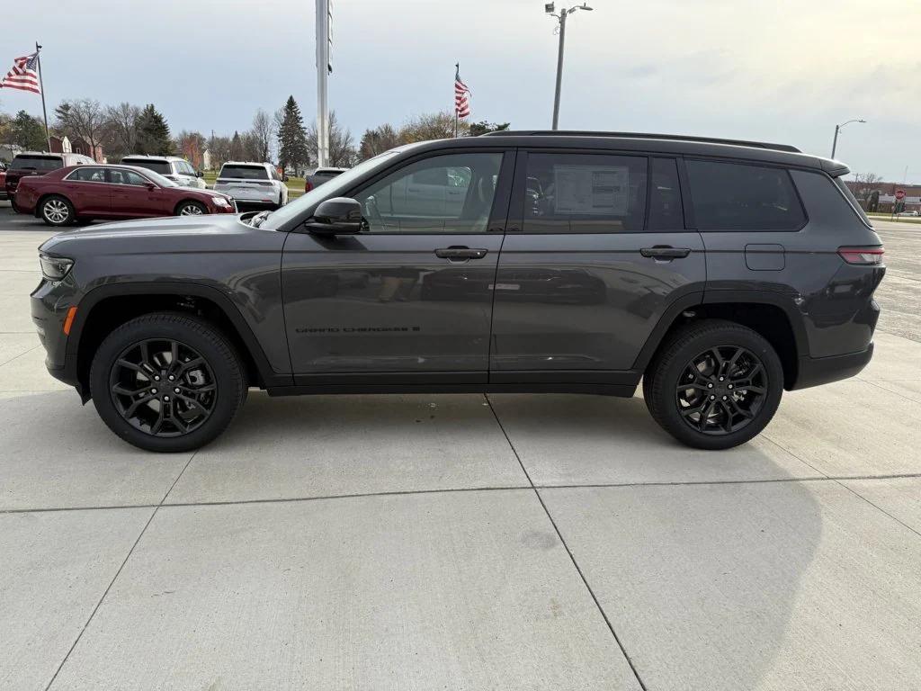 new 2025 Jeep Grand Cherokee L car, priced at $51,428