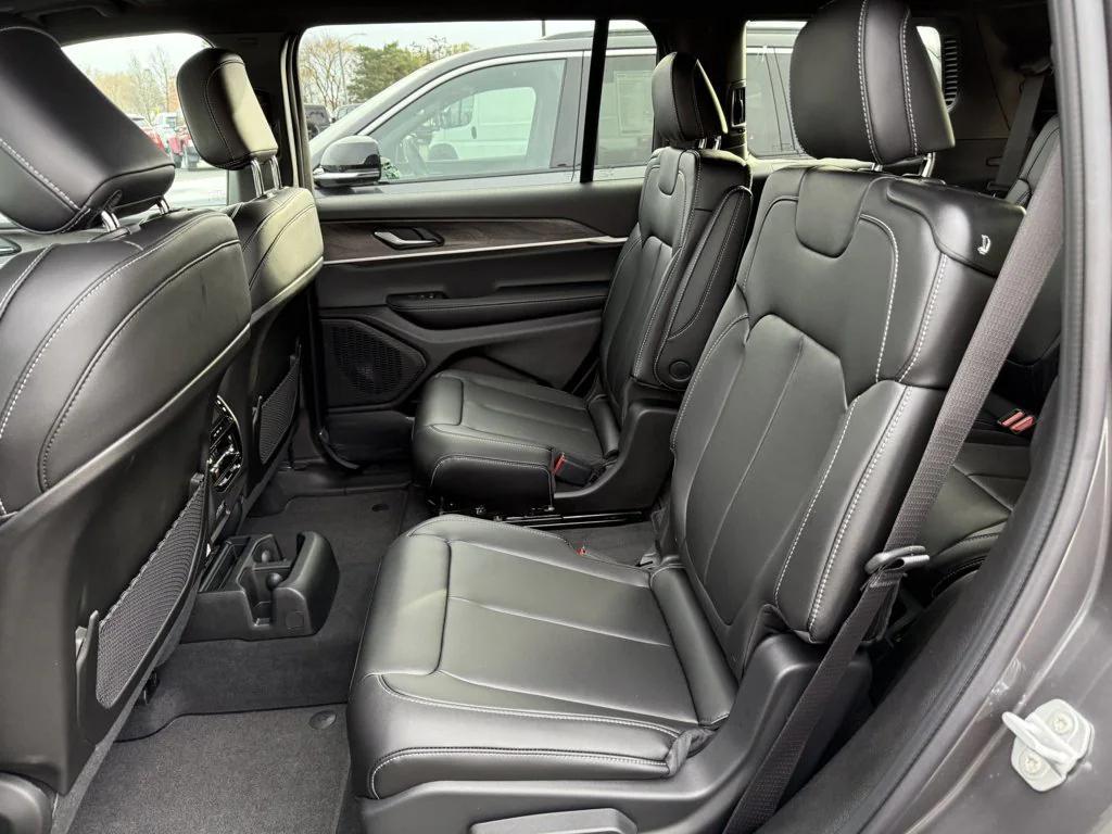 new 2025 Jeep Grand Cherokee L car, priced at $51,428