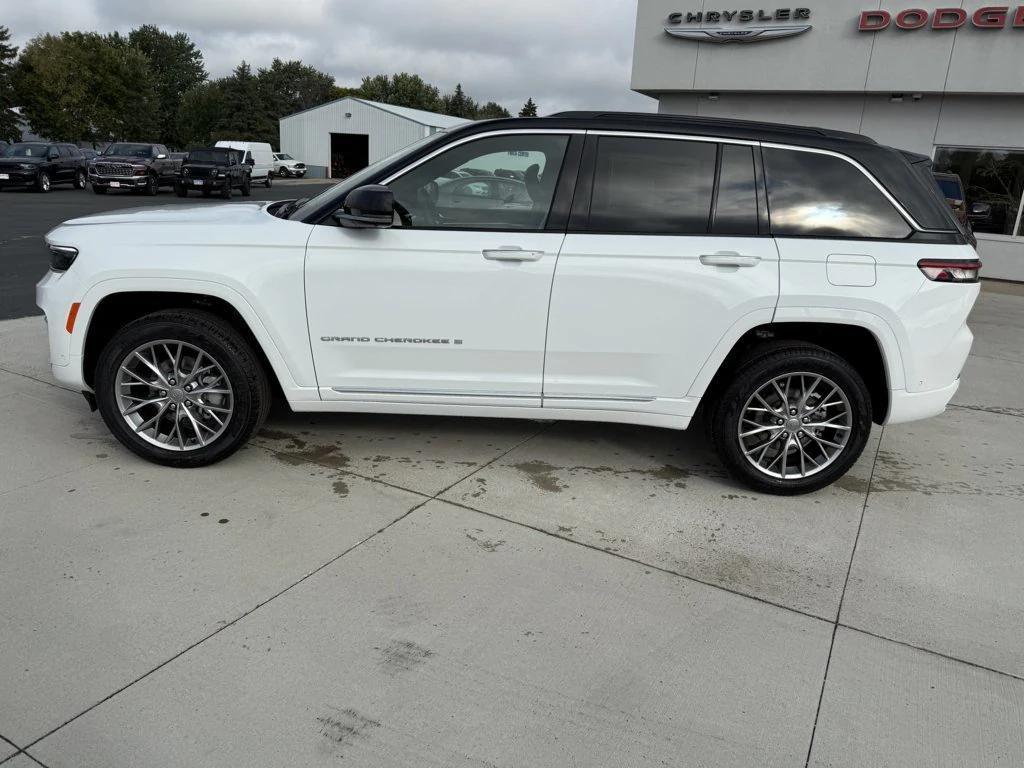 new 2025 Jeep Grand Cherokee car, priced at $55,964