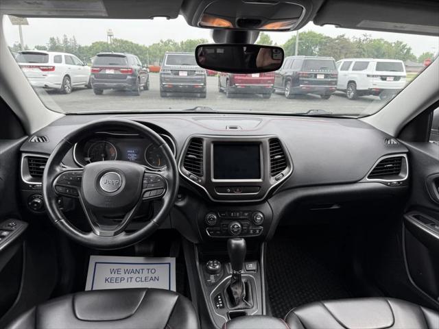 used 2020 Jeep Cherokee car