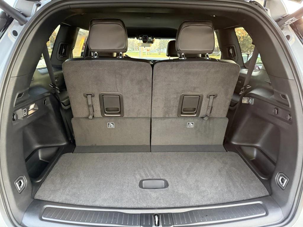 new 2025 Jeep Grand Cherokee L car, priced at $45,723