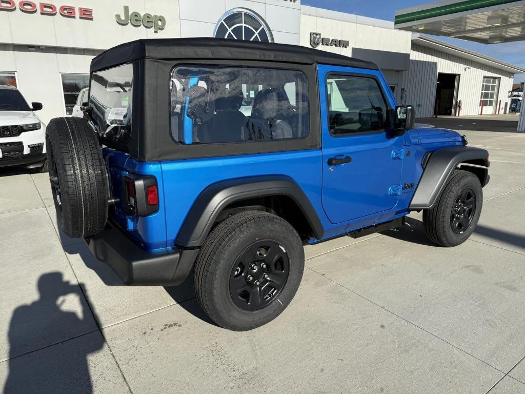 new 2026 Jeep Wrangler car, priced at $39,082