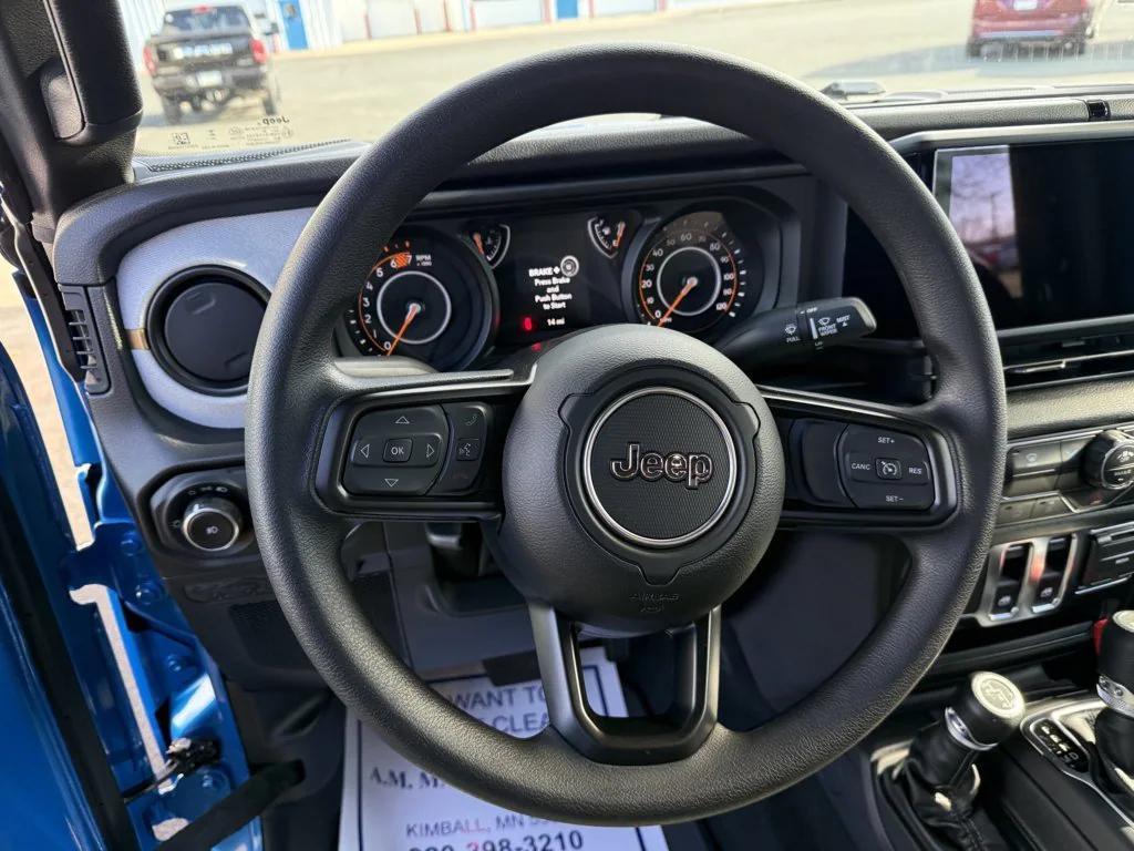 new 2026 Jeep Wrangler car, priced at $39,082