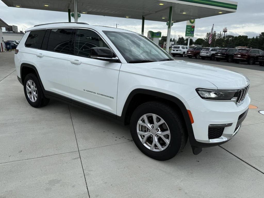 used 2022 Jeep Grand Cherokee L car, priced at $33,990