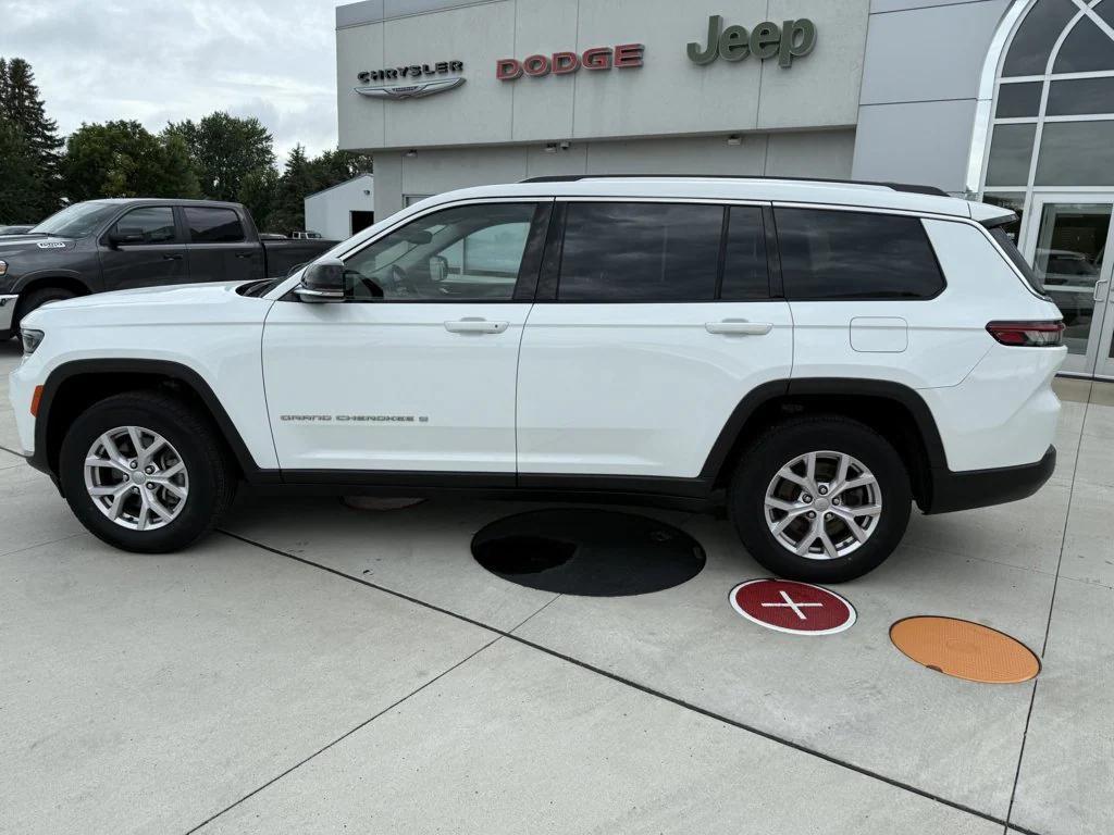 used 2022 Jeep Grand Cherokee L car, priced at $33,990