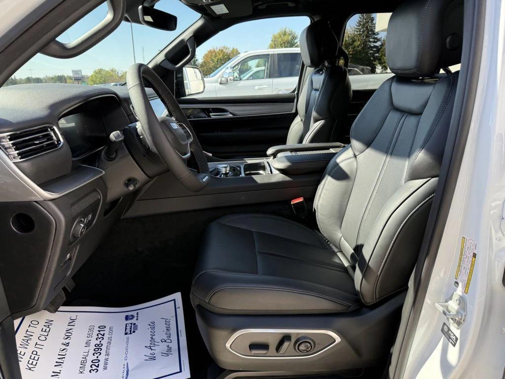 new 2025 Jeep Wagoneer L car, priced at $74,869