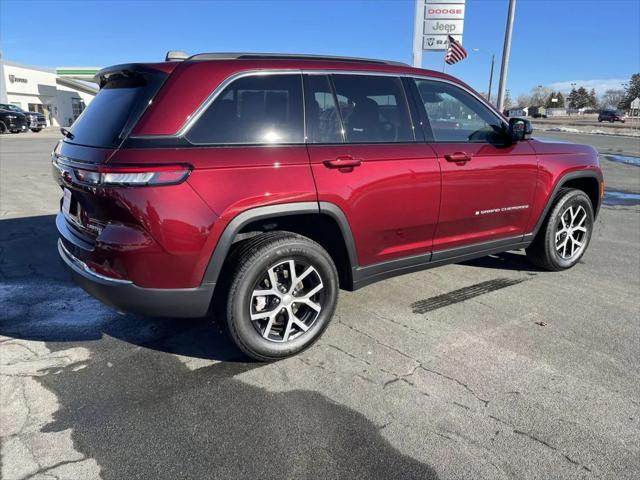 used 2024 Jeep Grand Cherokee car, priced at $41,990