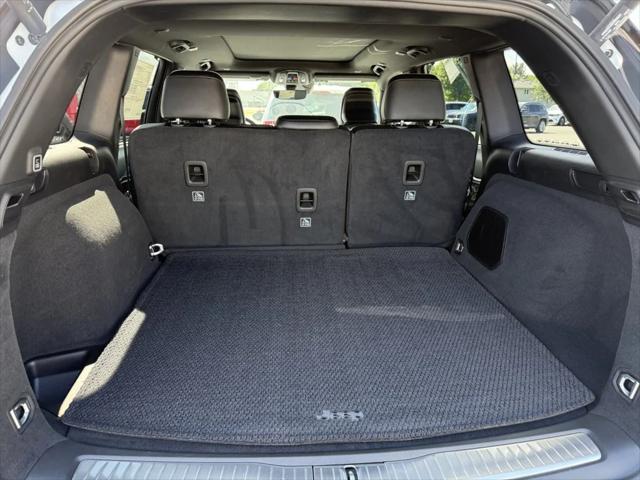 new 2025 Jeep Grand Cherokee car, priced at $56,583