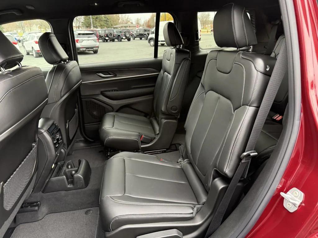 new 2025 Jeep Grand Cherokee L car, priced at $45,723