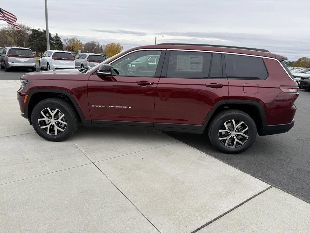 new 2025 Jeep Grand Cherokee L car, priced at $45,723