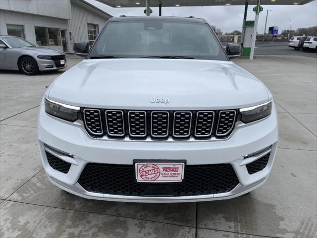 new 2025 Jeep Grand Cherokee car, priced at $57,704