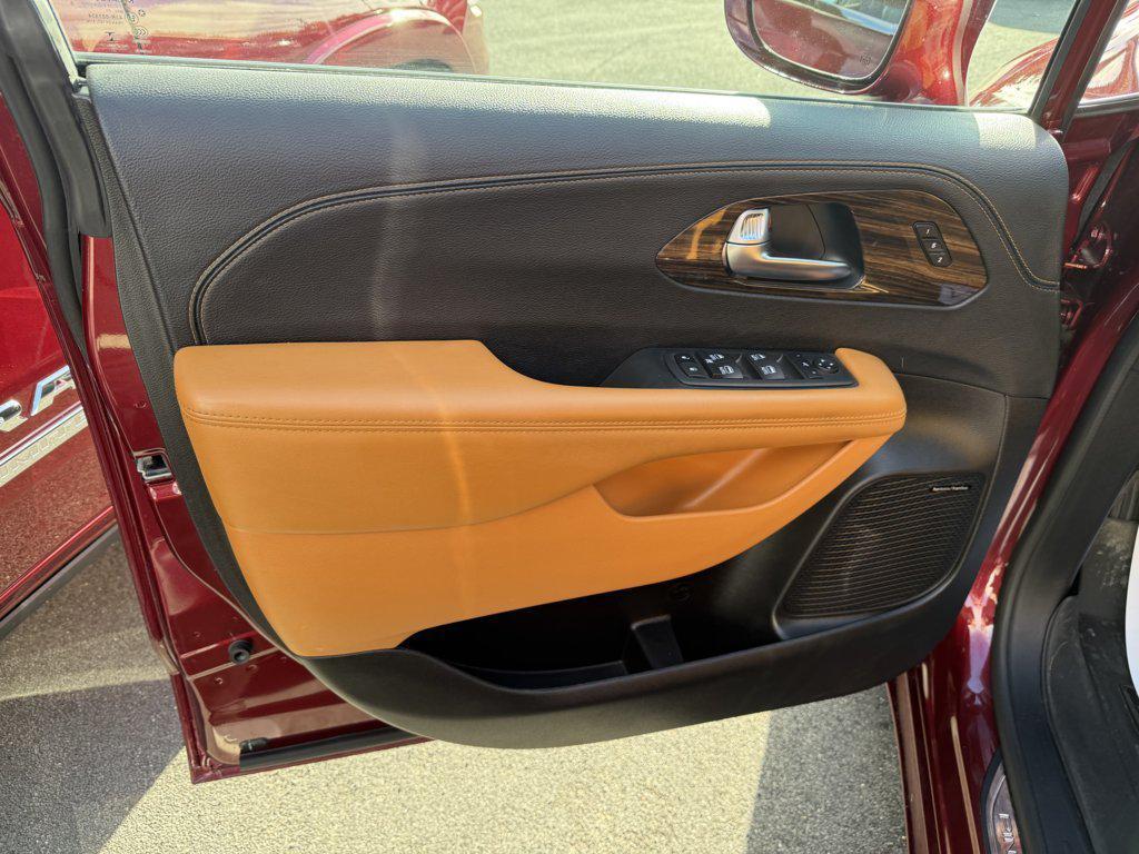 used 2022 Chrysler Pacifica car, priced at $39,990