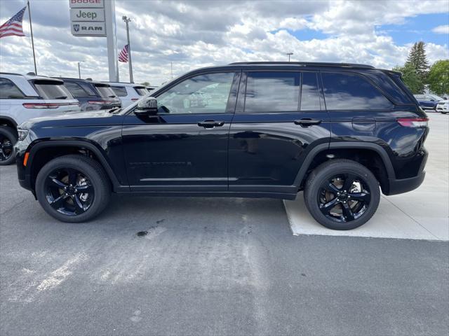 new 2024 Jeep Grand Cherokee car, priced at $41,740